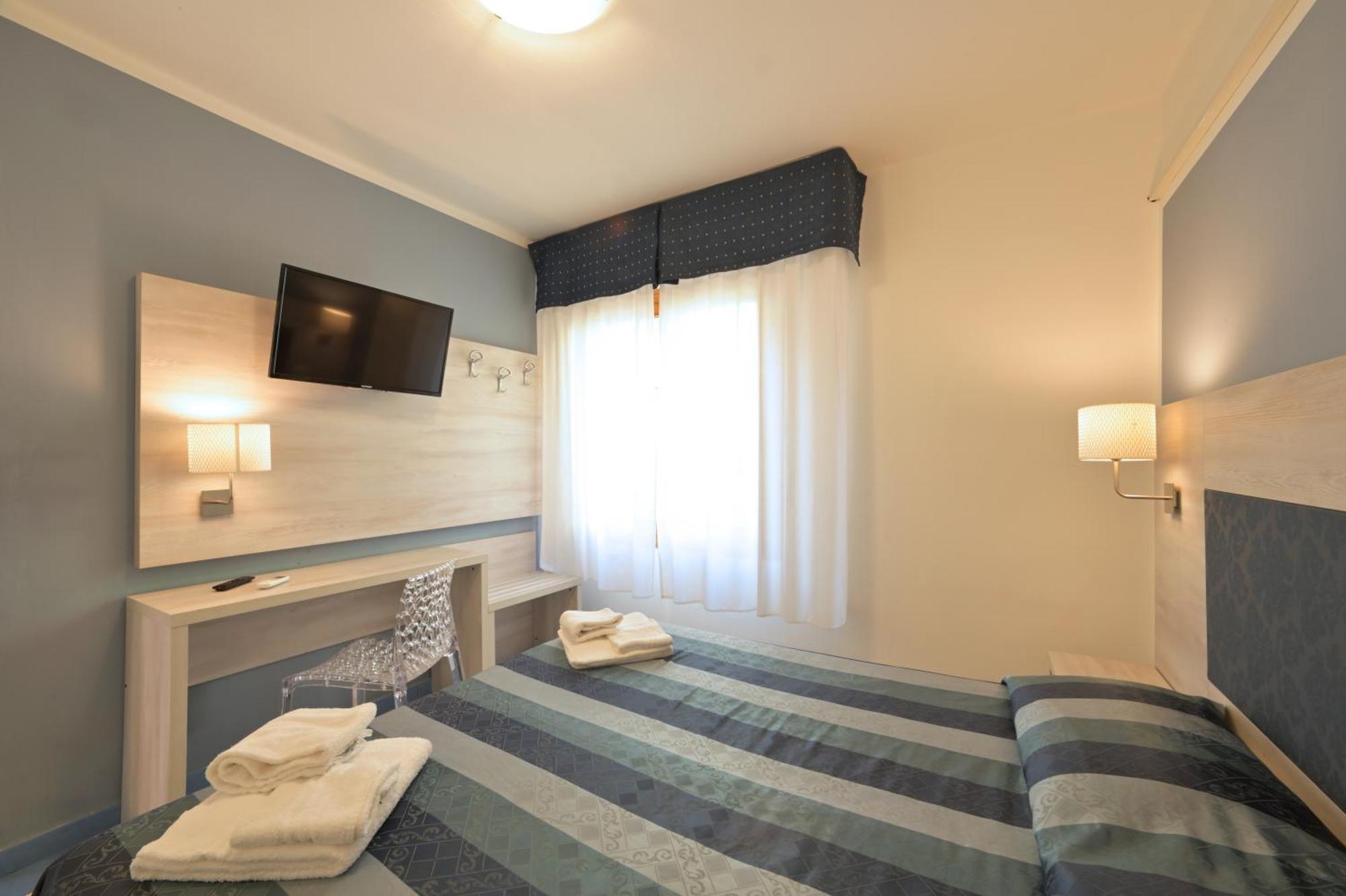 Hotel Delfino Laigueglia Dış mekan fotoğraf