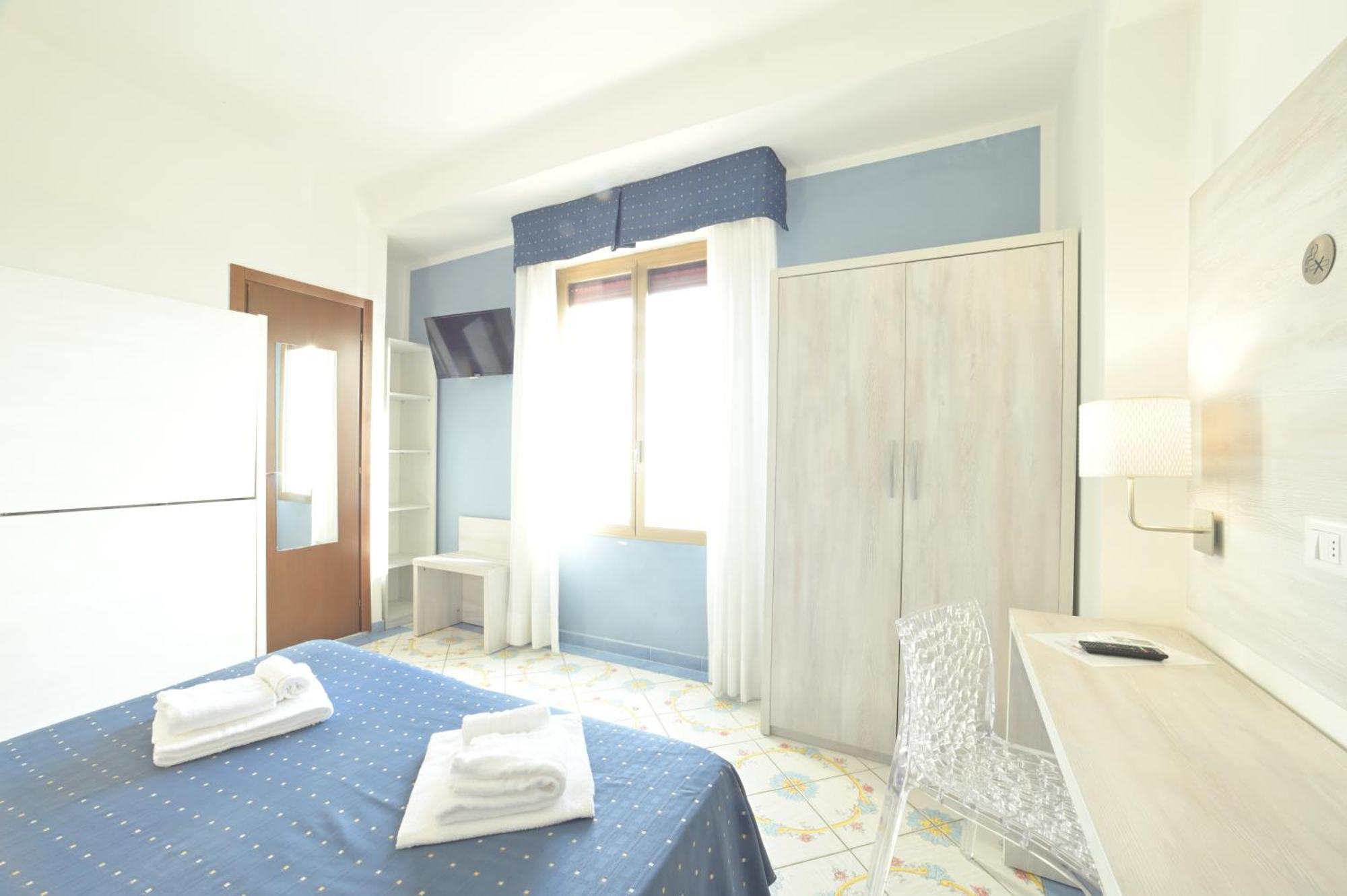 Hotel Delfino Laigueglia Dış mekan fotoğraf