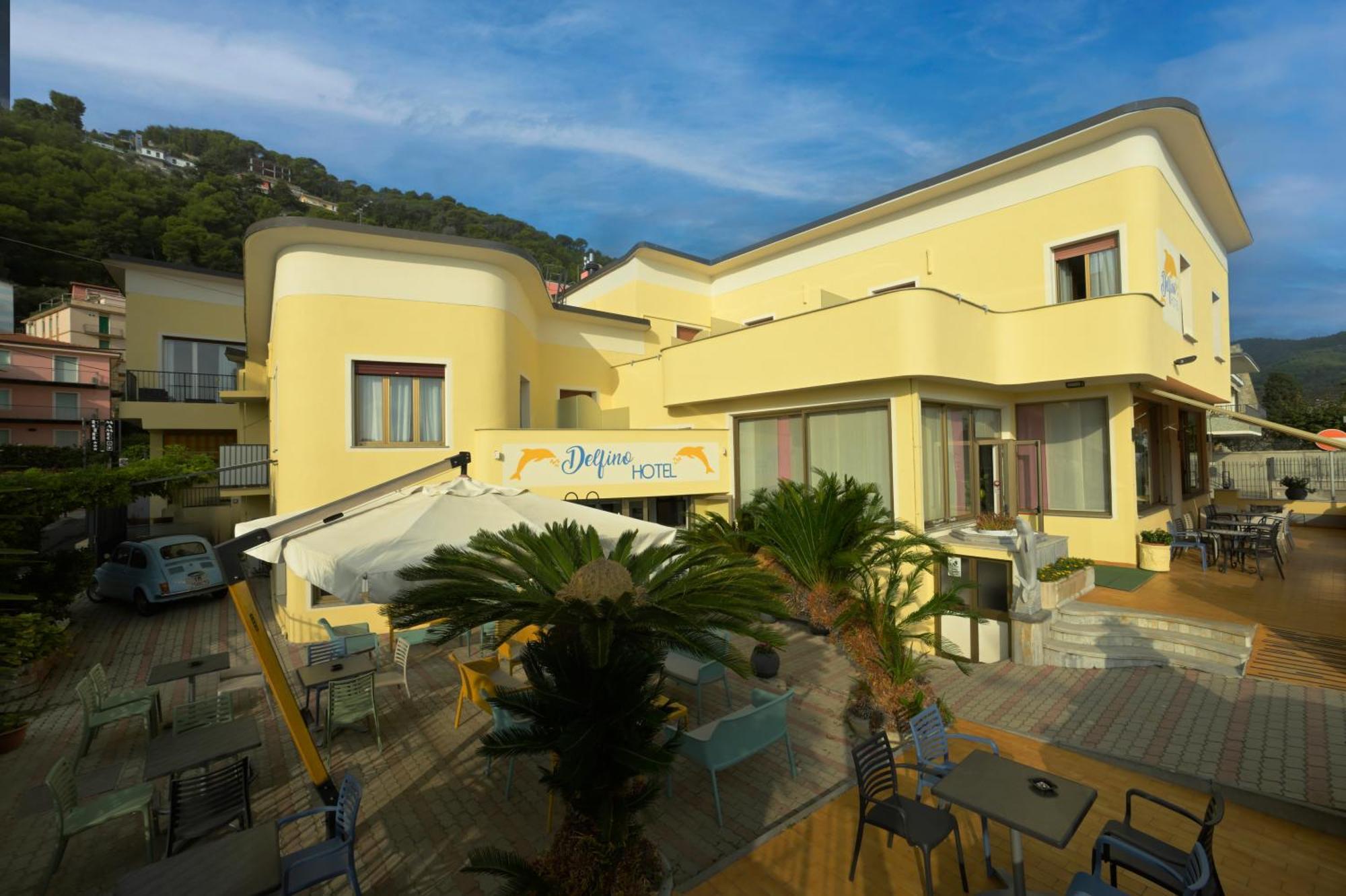 Hotel Delfino Laigueglia Dış mekan fotoğraf