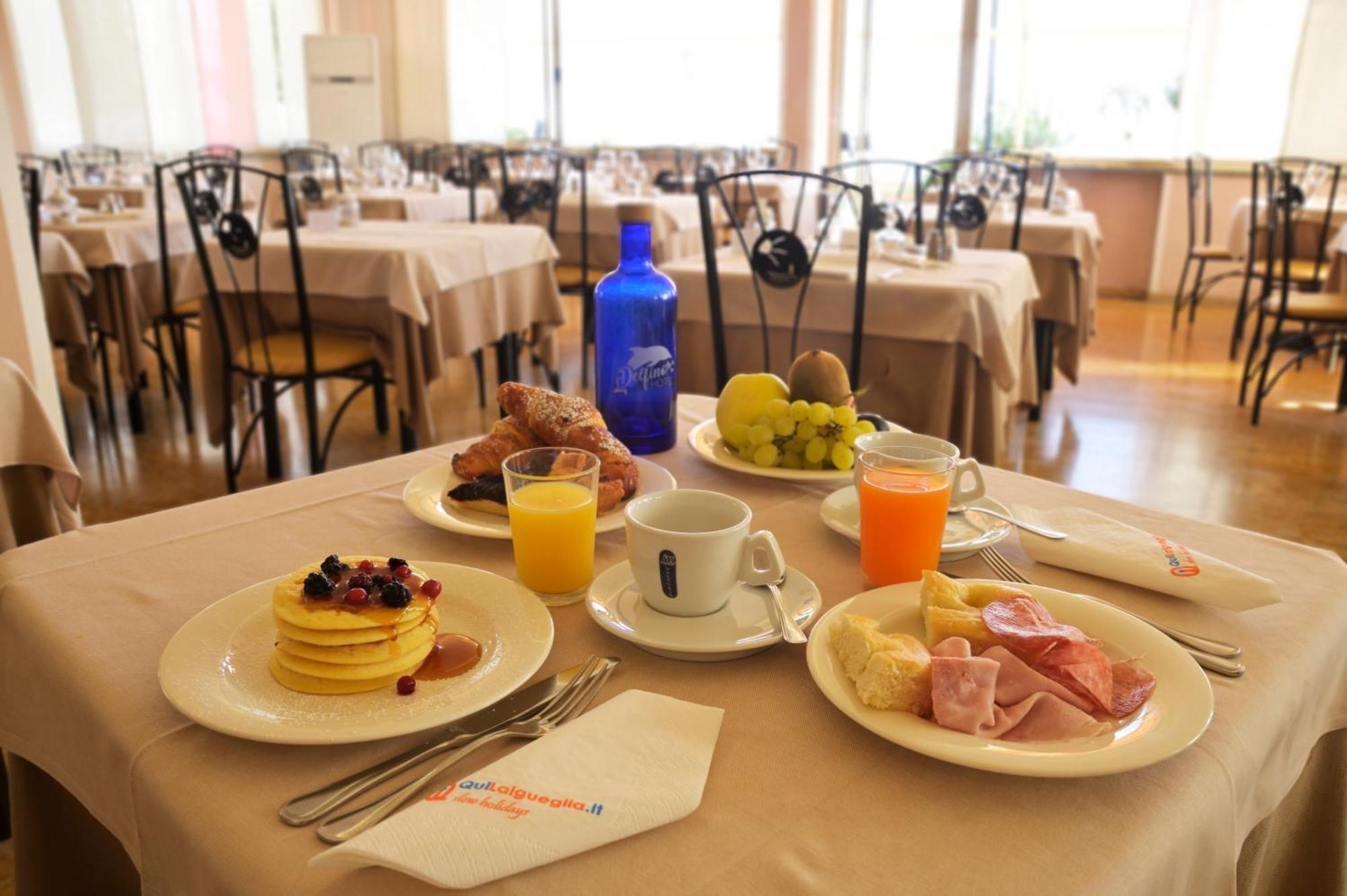 Hotel Delfino Laigueglia Dış mekan fotoğraf